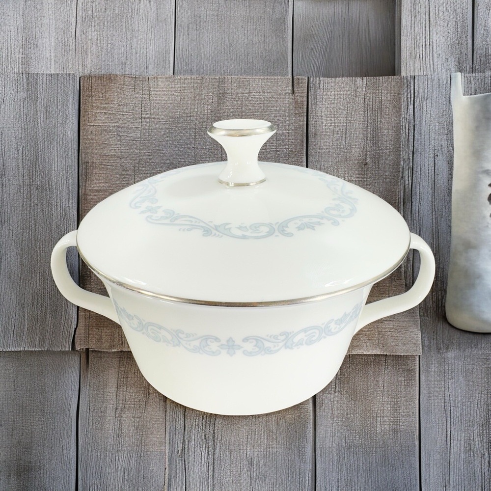 Minton Silver Scroll Porcelain Sugar Bowl W Lid Bone China Made In England VTG‎